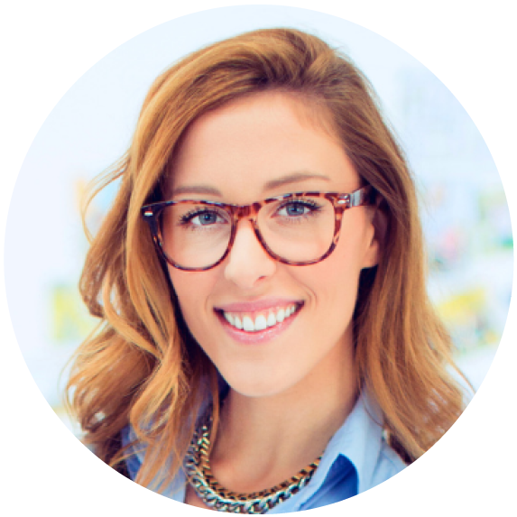 Mitarbeitender eines IT-Dienstleisters erkennt Abweichungen früh mit timo365 ERP